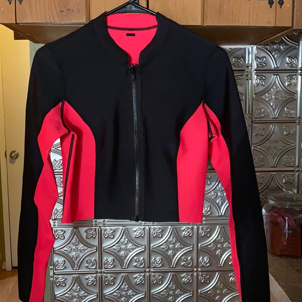 Wet suit
